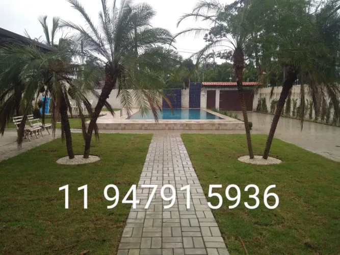 Casa com piscina Disponível Ano Novo