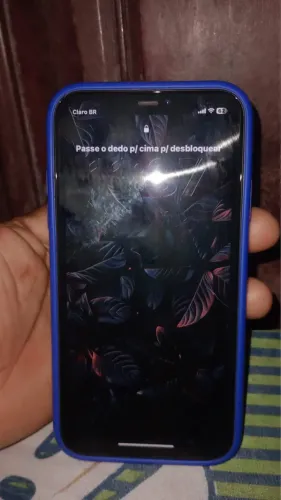 Vende-se iPhone 11