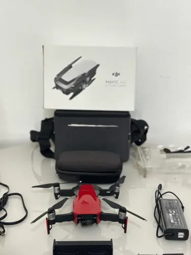 Drone DJI Mavic Air - Fly More Combo