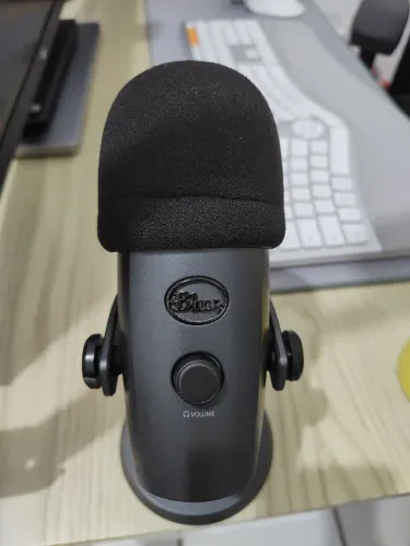 Microfone Profissional Logitech Blue Yeti Nano (Excelente Estado)