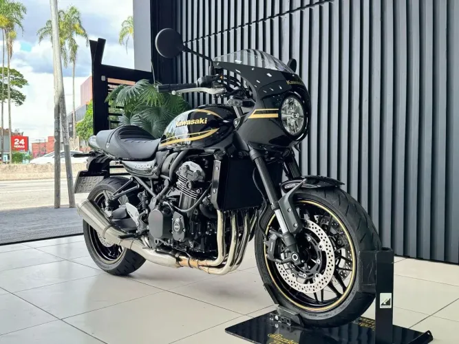 Z900RS em perfeito estado