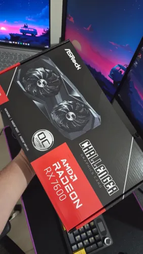 (Lacrada) RX 7600 ASRock Challenger Dual 8 GB AMD Radeon