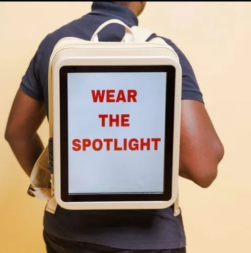 Mochila de outdoor móvel dos EUA passa fotos,áudio e vídeo. Ganhe dinheiro divulgando loja