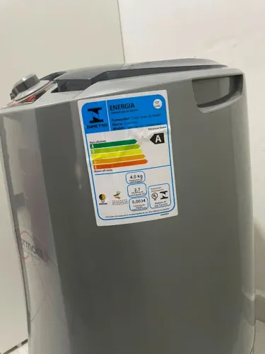 Centrífuga 12 kg semi nova colormaq em perfeito estado, valor negociável, não entrego.
