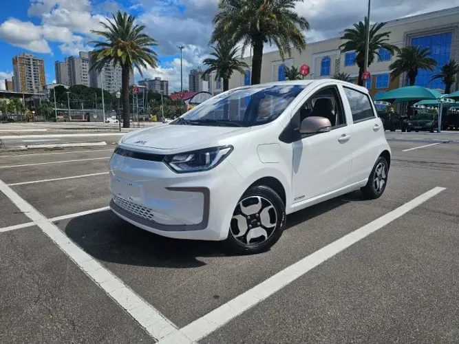 JAC E-JS1 62cv 5P Aut. (elétrico) 2026