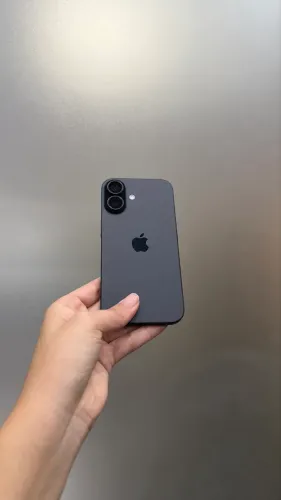 IPHONE 16 PRETO 256 GB SEMINOVO DISPONÍVEL 
