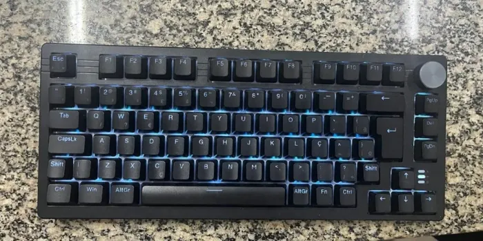 Teclado Mecânico Husky Nomadic Wireless RGB