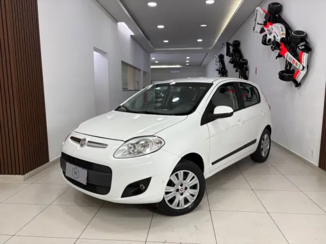 Fiat Palio Essence 1.6 Flex 16V 5P 2013