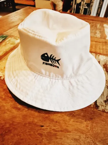 Novos! Bucket chapéu boné branco Fishbone