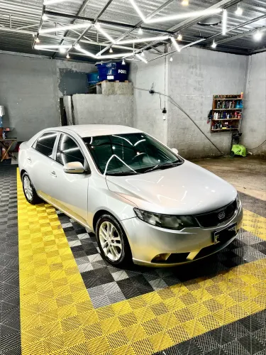 Kia Motors Cerato 1.6 16V Aut. 2011