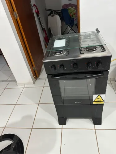 Fogão 4 bocas no plástico