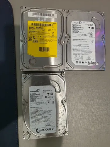 Kit 3 HDs SATA para PC 80GB + 160GB + 250GB