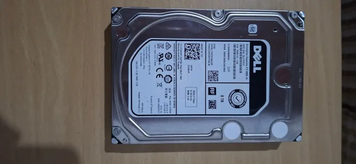 HD Dell interprise sas 8Tb 512e 6gb/s 7.2k.