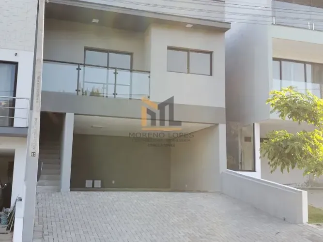 Casa à Venda - Condomínio Vale Azul - Colina Santa Mônica - Votorantim/SP