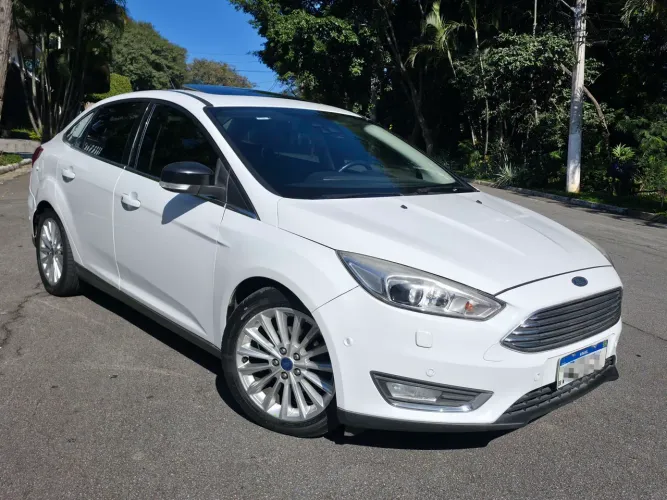 Ford Focus Fastback Tit./t.plus 2.0 Flex Aut. 2017