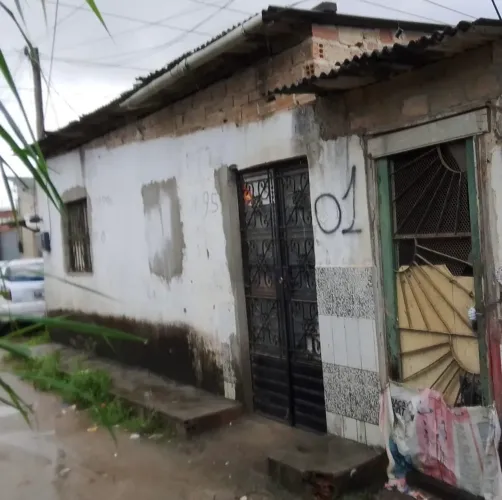 Casa pra vender ou trocar em moto