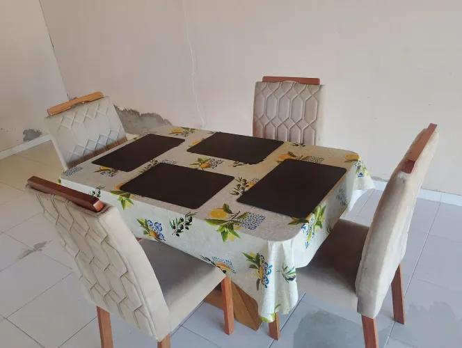 VENDO MESA