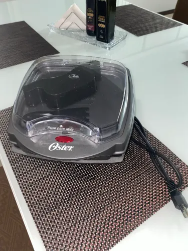Grill Elétrico Oster Novo