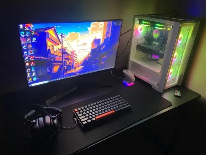 PC Gamer RX 7600 8GB, RAM Kingston Fury Beast 16GB, B550M Aorus Elite. Testado, roda jogos
