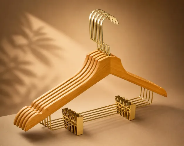 Cabides de madeira calça gancho luxo dourado com presilhas 