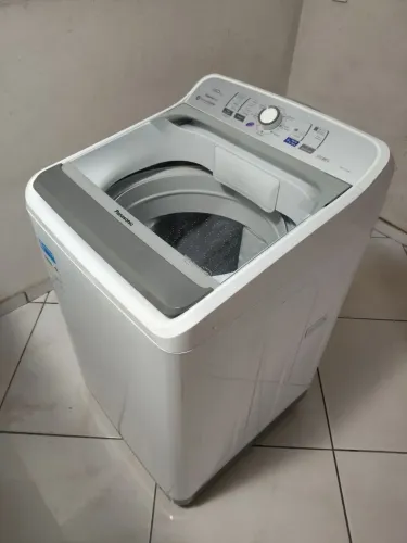 Máquina de lavar Panasonic 12kg com cesto de inox praticamente nova com lavagem ciclone
