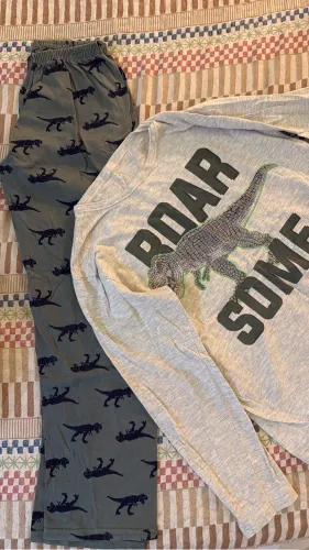 Pijama / roupa menino