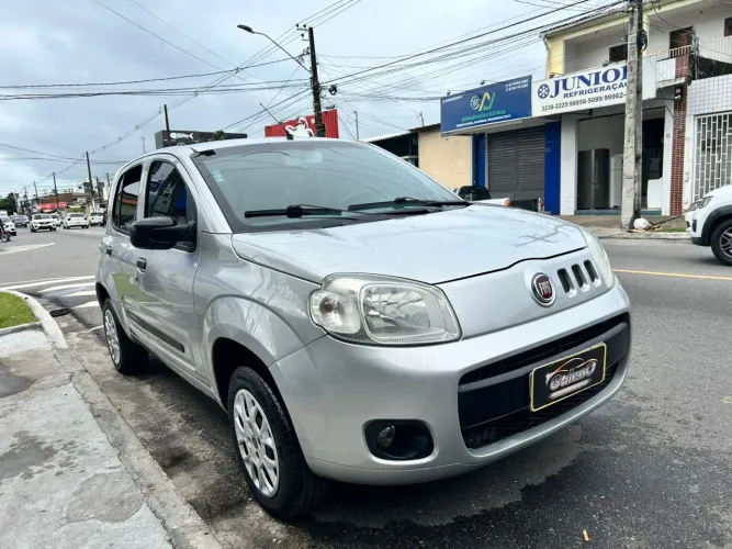 Fiat Uno Vivace Celeb. 1.0 EVO F.flex 8V 5P 2013