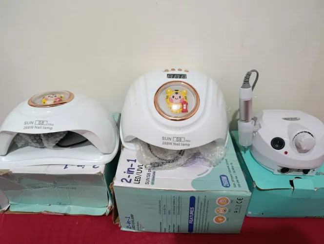 Vemde-se 2 cabines de led/UV e 1 motor porquinho