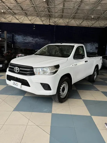 Toyota Hilux CS 4X4 2.8 TDI Diesel Mec. 2022