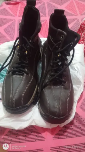 Vende-se bota