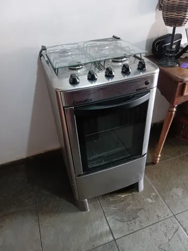 ## Vendo Fogão 4 bocas smaltec