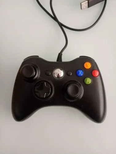 Controle Xbox 360 com fio - NOVO - Não testado