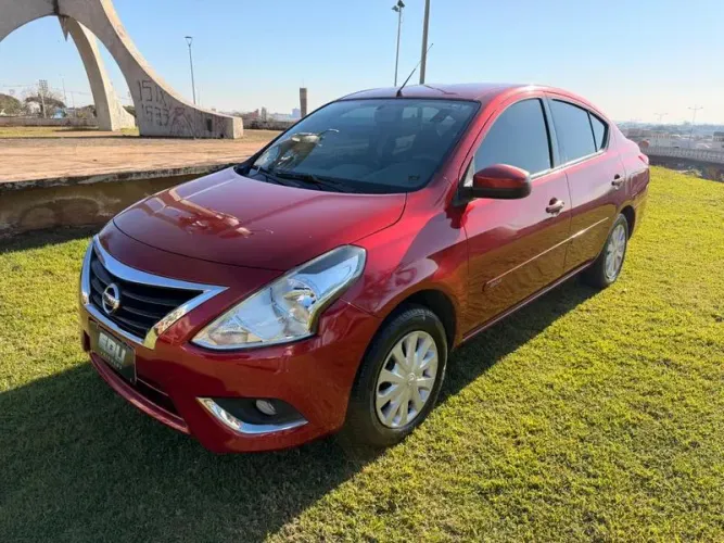 Nissan Versa 1.0 12V Flexstart 4P Mec. 2020