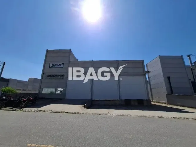 Oportunidade! Galpão em Alto Aririu - Palhoça