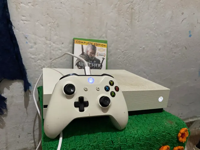 Xbox One S - 1TB, Oportunidade Única!