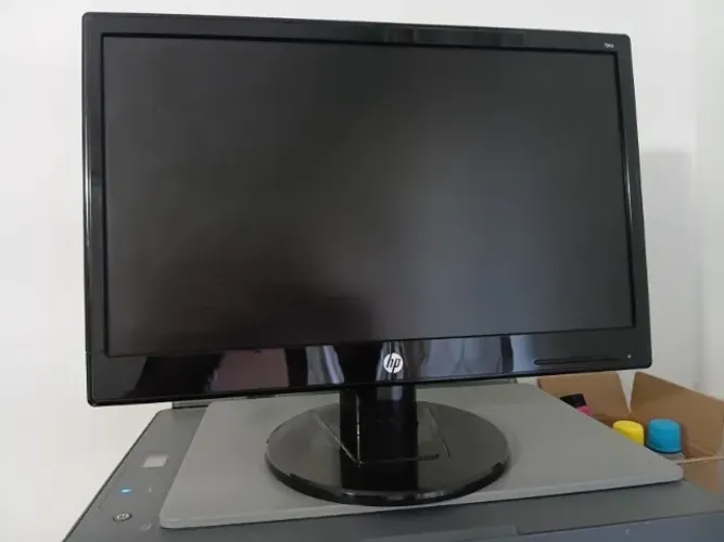 monitor HP 19ka