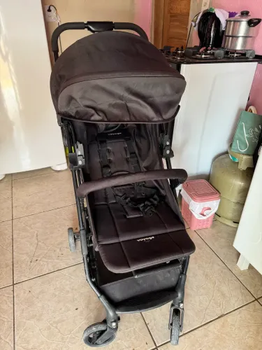 Bebê conforto + carrinho