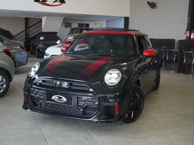 Mini Cooper 2.0 16V Twinpower Gasolina John Works 2P Steptronic 2026