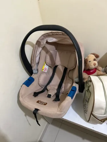 Bebê conforto burigotto