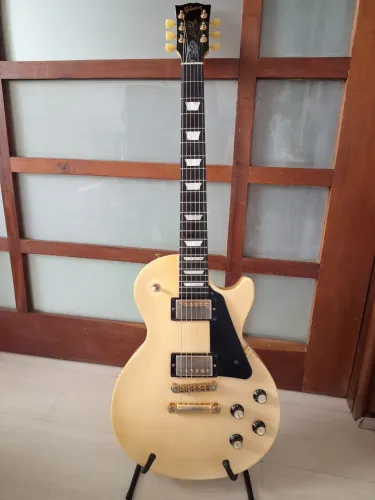 Guitarra Gibson alpine white studio