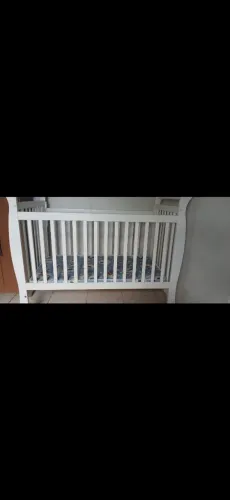 Berço infantil Americano