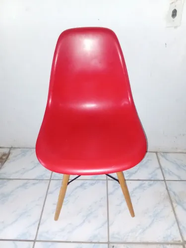 Cadeira vermelha