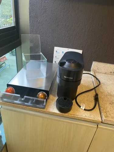 Vendo Cafeteira Nespresso - COMBO