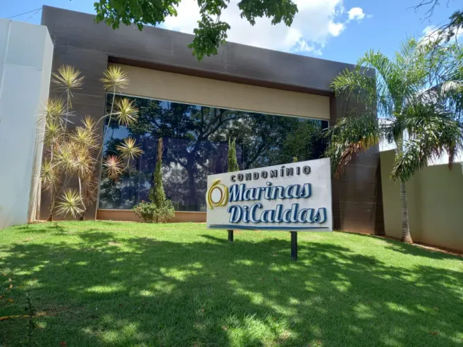 Imóvel para venda possui 600m² no Condomínio Marinas DiCaldas - Caldas Novas - GO