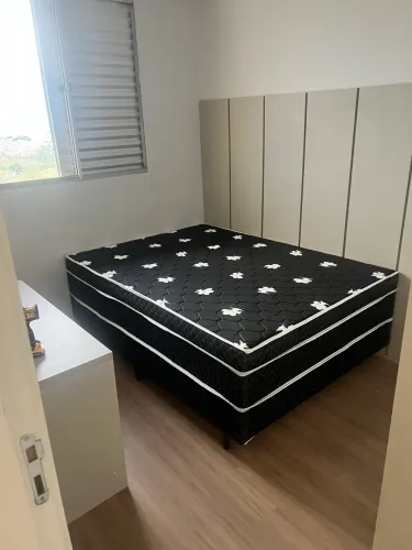 Vendo cama casal box nunca usada cama nova