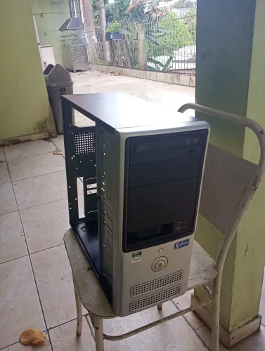 Vendo Gabinete de Computador