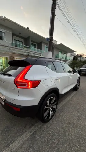 Volvo XC40 XC 40 T-5 Híbrido R-design 1.5 262cv FWD 2022