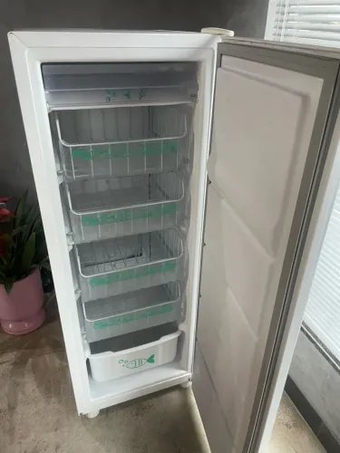 Freezer vertical cônsul (entrego)
