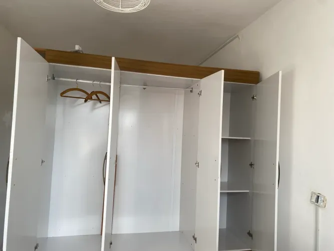 Vendo guarda-roupa