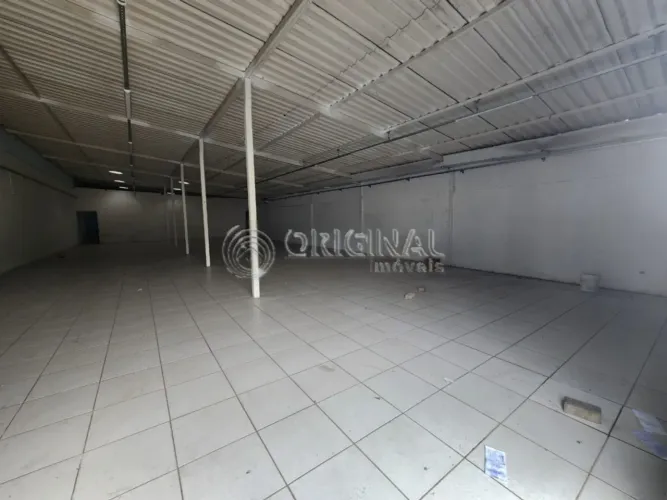 LOJA COMERCIAL 300 M²